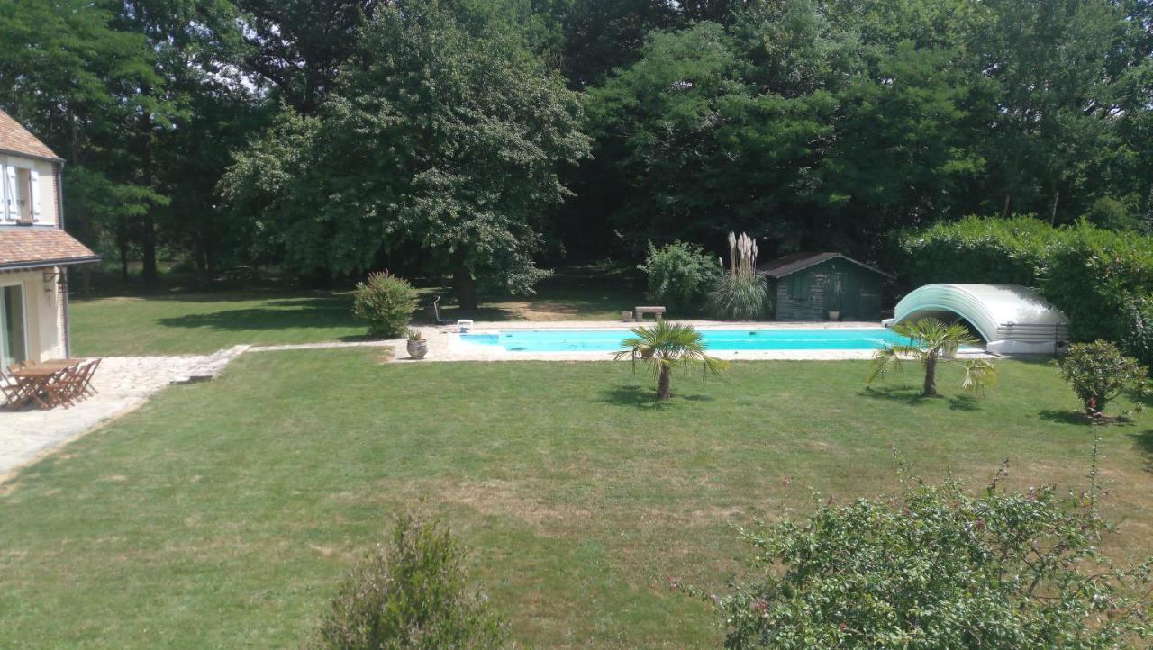 Villa Dikaria Montacher Exterior foto
